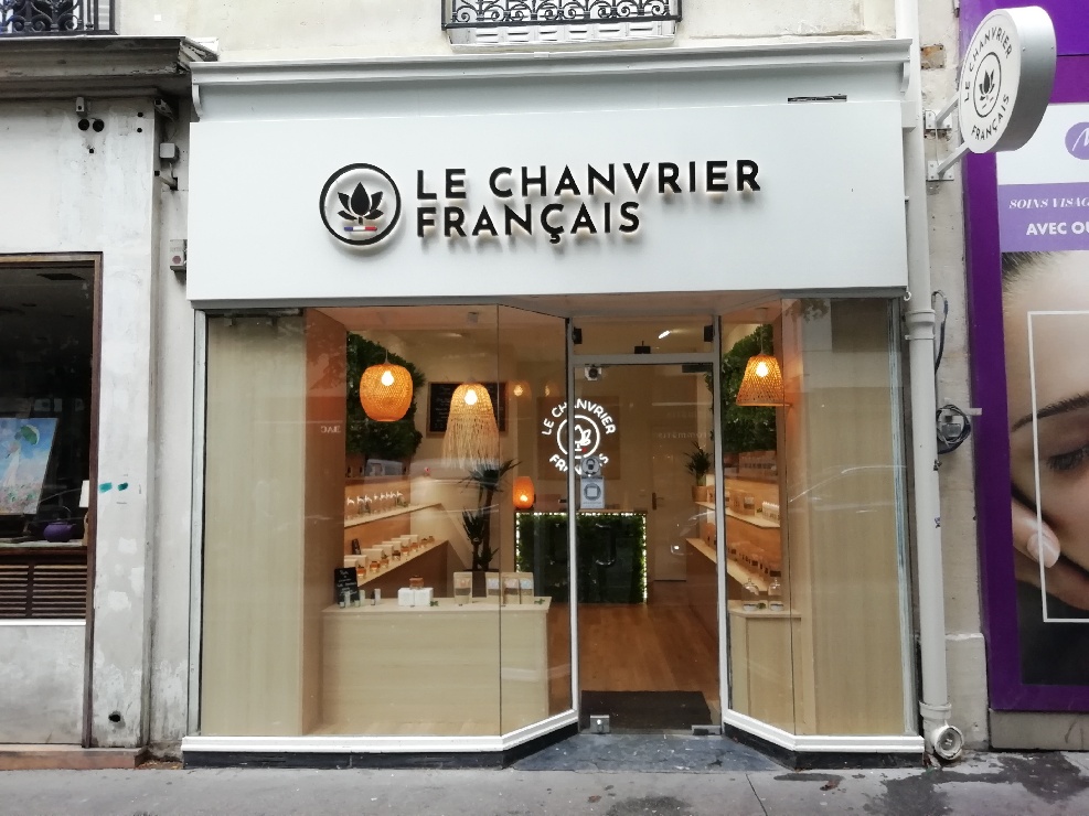 Boutique CBD Paris Convention Le Chanvrier Français